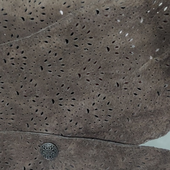 Vintage Punch Out Brown Eyelet Suede Leather Jacket Medium Coldwater Creek #858 - Picture 3 of 7